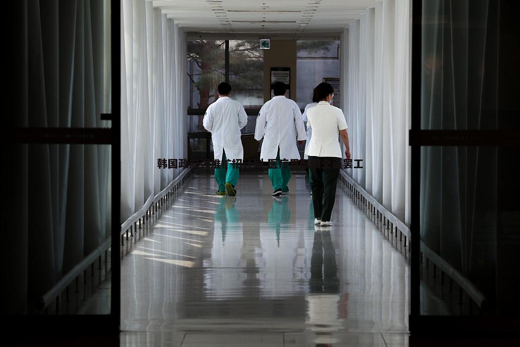 韩国政府强推扩招计划 医疗界酝酿全面罢工